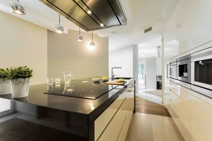 Modern home vertical lines