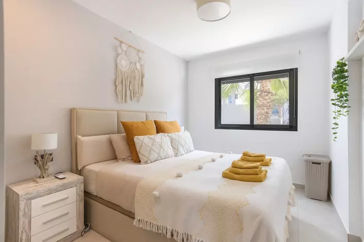 Neutral and Cozy Bedroom