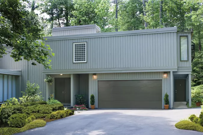 Window World Amarr Lincoln Garage Door
