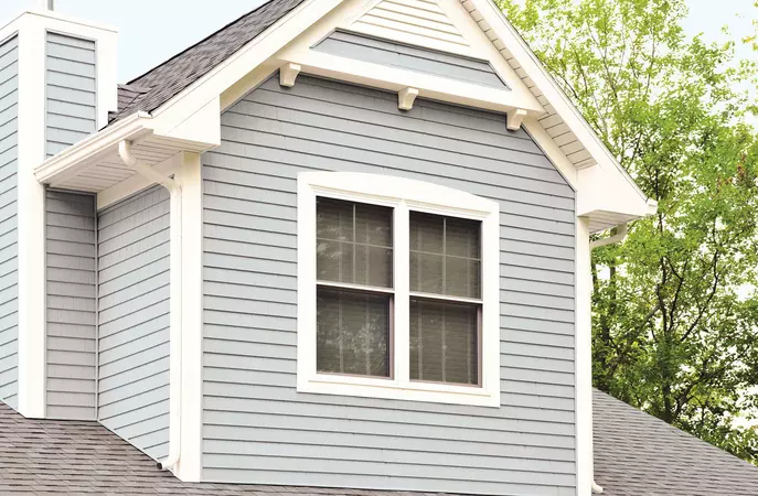 Window World 4500 Series Twin Double-Hung Window with Tiered Brickmould Frame and Full Screen