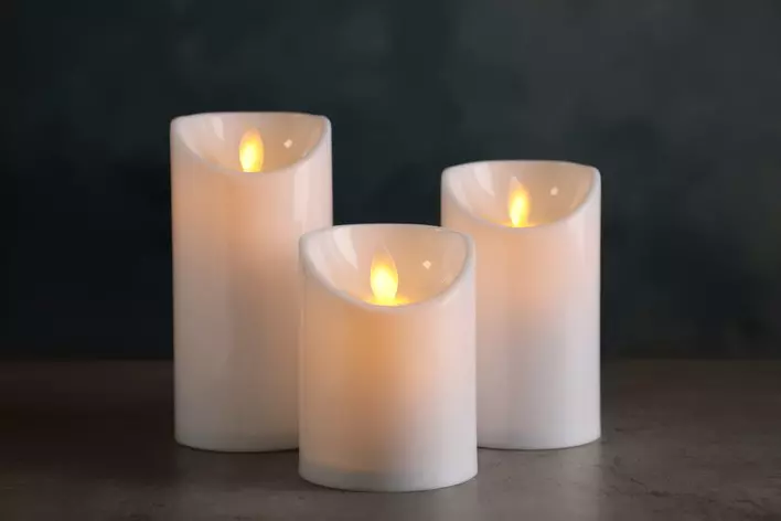 Battery-powered candles